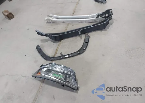 2019 Toyota Rav4 Limited z USA, uszkodzony, nr VIN JTMN1RFV2KD514521